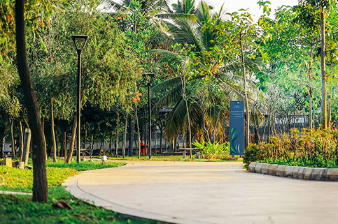 Máhindra ÍvyLush
Amenities - Badminton Court